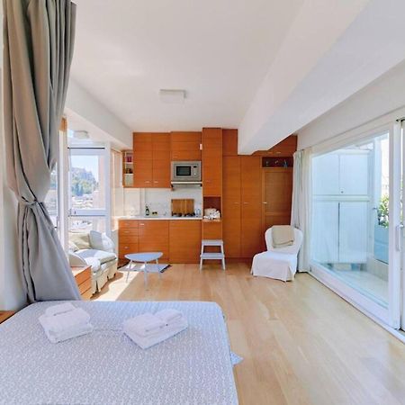 360 View In Roof Top Appartment With Patio Athena Bagian luar foto