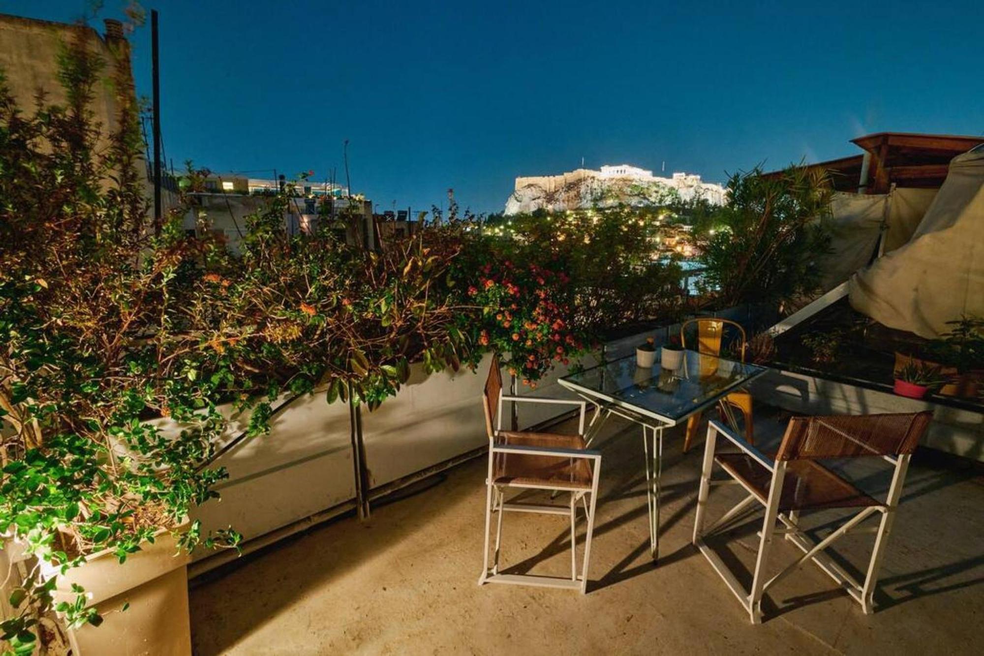 360 View In Roof Top Appartment With Patio Athena Bagian luar foto